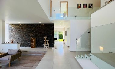 AL NORTE EN RANCHO SAN ANTONIO SUPER AMPLIA Y HERMOSA