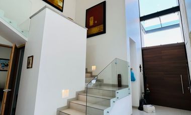 AL NORTE EN RANCHO SAN ANTONIO SUPER AMPLIA Y HERMOSA