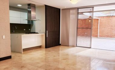 apartamento en venta en cristales. Cod V15507