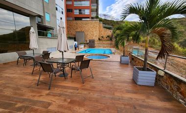 apartamento en venta en cristales. Cod V15507