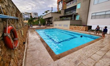 apartamento en venta en cristales. Cod V15507