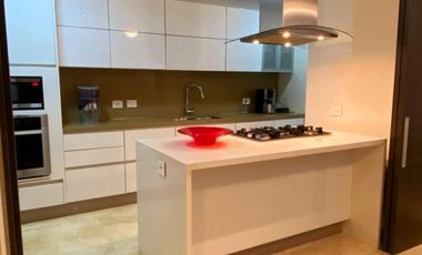 apartamento en venta en cristales. Cod V15507