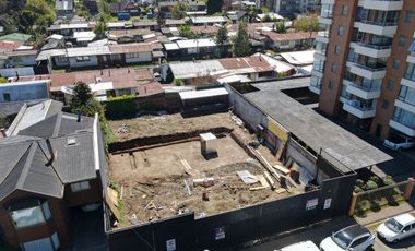 Sitio de 600 m2 a pasos de Av. Alemania