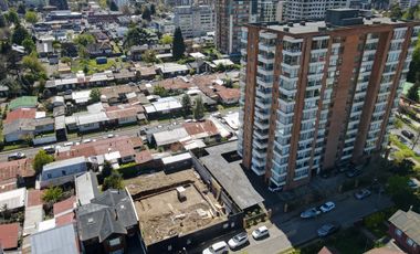 Sitio de 600 m2 a pasos de Av. Alemania