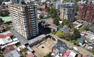 Sitio de 600 m2 a pasos de Av. Alemania