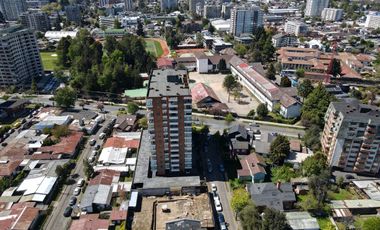 Sitio de 600 m2 a pasos de Av. Alemania