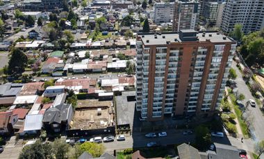 Sitio de 600 m2 a pasos de Av. Alemania