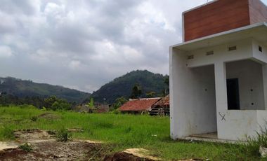 Rumah Asri dan Nyaman Lokasi Strategis di Nagreg 20 menit ke Tol Cileunyi Dp 5juta All in.