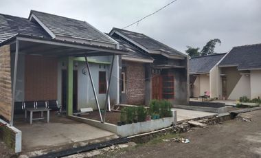 Rumah Nyaman dan Asri Murah di Cicalengka 5 Menit ke Stasiun Cicalengka Kini Bisa Anda Dapatkan dengan 275 juta-an Cash.
