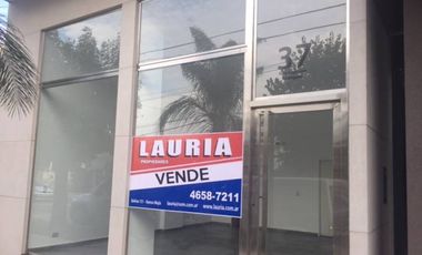 Local a la calle en Venta Haedo / Moron (A025 2833)
