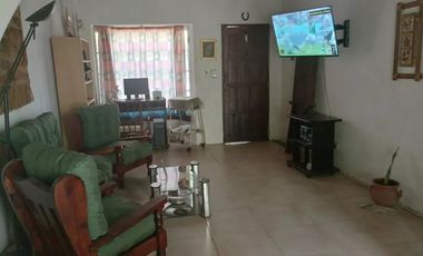 Casa con Departamento en venta en Mar del Tuyu