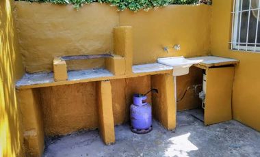 Casa con Departamento en venta en Mar del Tuyu