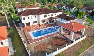 VENTA CASA EN SENDEROS CAMINO DE CRUCES CASA, CLAYTON ·(4)