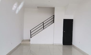 Local comercial de alquiler en C.C. OASIS, 42 m2, ave Terminal Terrestres.