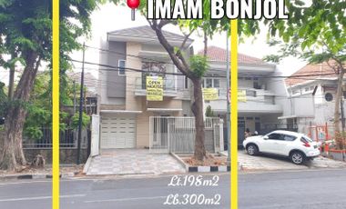 Dijual Rumah Baru Minimalis 2 lt di Jl Imam Bonjol, Surabaya Pusat