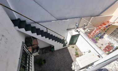 Casa PH en venta en Ramos Mejia Sur