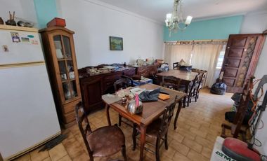 Casa PH en venta en Ramos Mejia Sur