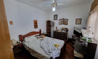 Casa PH en venta en Ramos Mejia Sur