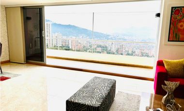 Apartamento en venta en el Poblado Medellín cerca del Tesoro