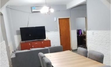 Casa, 4 Ambientes, Jardin, Buena Ubicacion