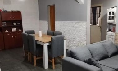 Casa, 4 Ambientes, Jardin, Buena Ubicacion