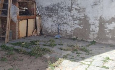 Casa, 4 Ambientes, Jardin, Buena Ubicacion
