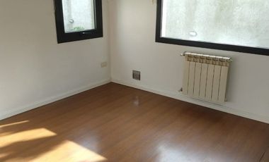 Venta - Chalet tres ambientes reciclado - Juan A Peña 7426