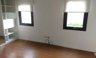 Venta - Chalet tres ambientes reciclado - Juan A Peña 7426