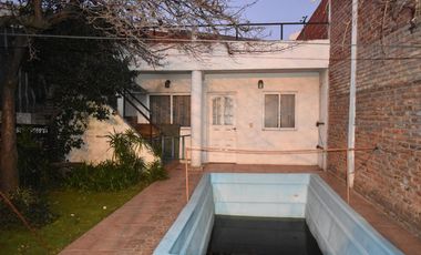 Excelente Chalet 5 amb - Lote 10x36