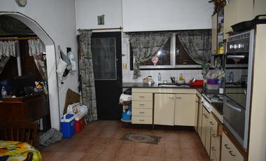 Excelente Chalet 5 amb - Lote 10x36