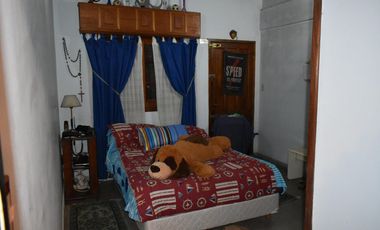 Excelente Chalet 5 amb - Lote 10x36