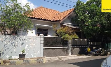 HADAP UTARA !!! Dijual Rumah SHM Di Griya Babatan Mukti Surabaya