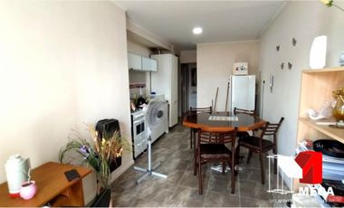 Venta de departamento en calle Catamarca y México