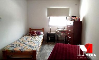 Venta de departamento en calle Catamarca y México