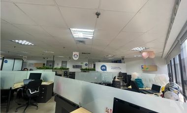 VENTA OFICINA EN MEDELLIN