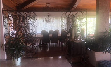 CASA EN VENTA EN BOSQUE DE LAS LOMAS