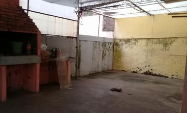 PH AL FRENTE CON ENTRADA DE AUTO.