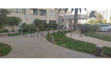 Arriendo departamento amoblado cercano Enjoy