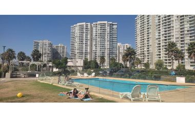 Arriendo departamento amoblado cercano Enjoy