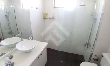 Departamento en Venta en Luis Matte Larrain/ Miravalle de Apoquindo