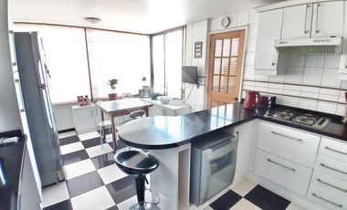 Departamento en Venta en Luis Matte Larrain/ Miravalle de Apoquindo