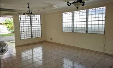 ALQUILER CASA BRISAS DEL GOLF