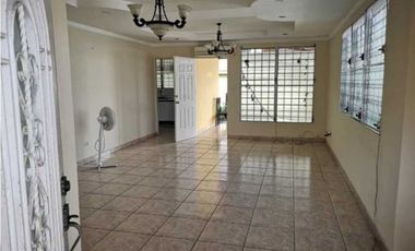 ALQUILER CASA BRISAS DEL GOLF