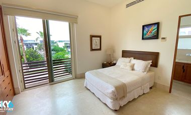 Residencia de Lujo en Puerto Cancún: Infinity Pool, Muelle Privado y Frente de Canal