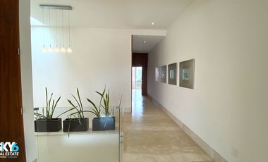 Residencia de Lujo en Puerto Cancún: Infinity Pool, Muelle Privado y Frente de Canal
