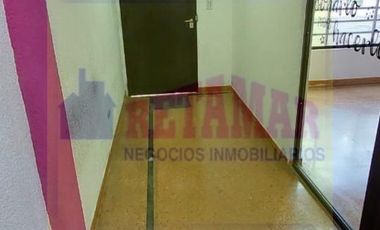 Venta de Excelente local Comercial - Zona Haedo