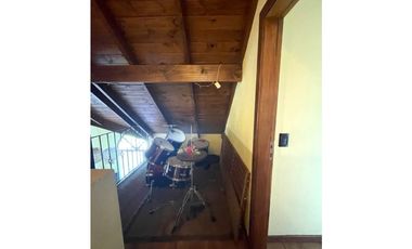 VENTA CHALET DE 5 AMB.C/ PARQUE, PISCINA, QUINCHO.SIERRA DE LOS PADRES
