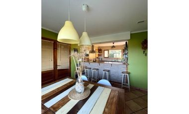 VENTA CHALET DE 5 AMB.C/ PARQUE, PISCINA, QUINCHO.SIERRA DE LOS PADRES