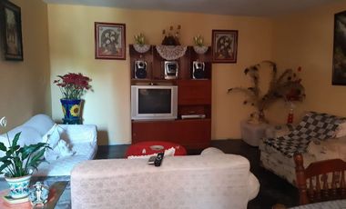 EN VENTA EN CUAJIMALPA DOS CASAS EN UNA