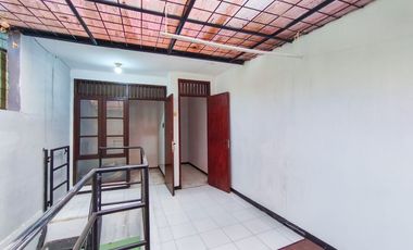 Rumah 2 Lt SHM 15 menit ke Gerbang Tol Sentul Barat Siap KPR J-48289